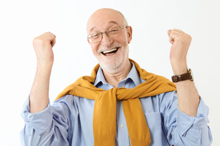 Cliente celebrando resultado após planejamento tributário